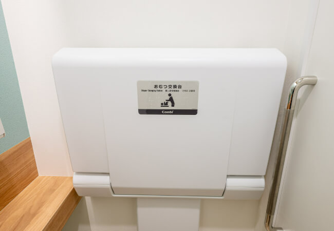 おむつ交換台